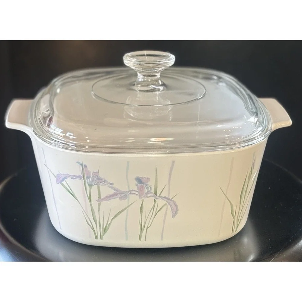 Vtg Corning Ware 3 Liter Shadow Iris Casserole Dish A-3-B wClear Pyrex Lid A-9-C